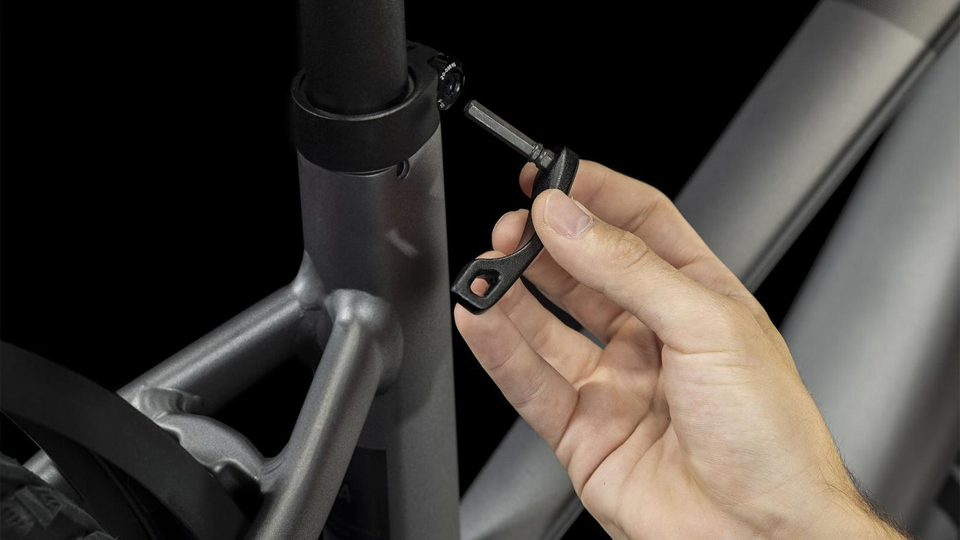 Elektrinis dviratis Cube Nuride Hybrid Performance 500 Allroad Trapeze graphite'n'black 2023-54 cm / M