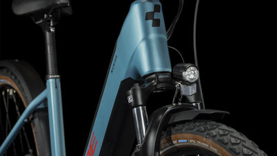 Elektrinis dviratis Cube Nuride Hybrid Performance 500 Allroad Easy Entry metalblue'n'red 2023-46 cm / XS