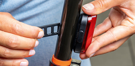 Apšvietimo komplektas Sigma AURA 30 + Curve K-Set battery (StVZO)
