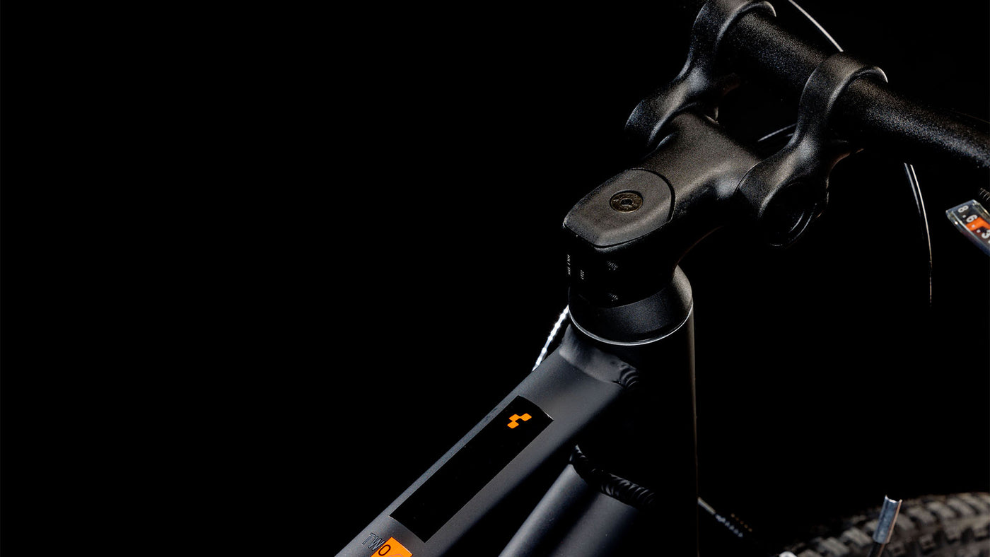 Dviratis Cube Numove 240 black'n'orange 2025